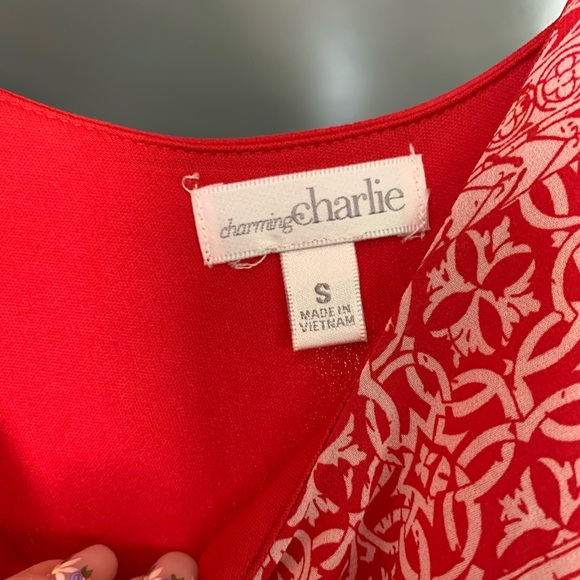 ADORABLE spaghetti strap dress!  Smoke free home!  Partially lined. Slip on. - Picture 4 of 6